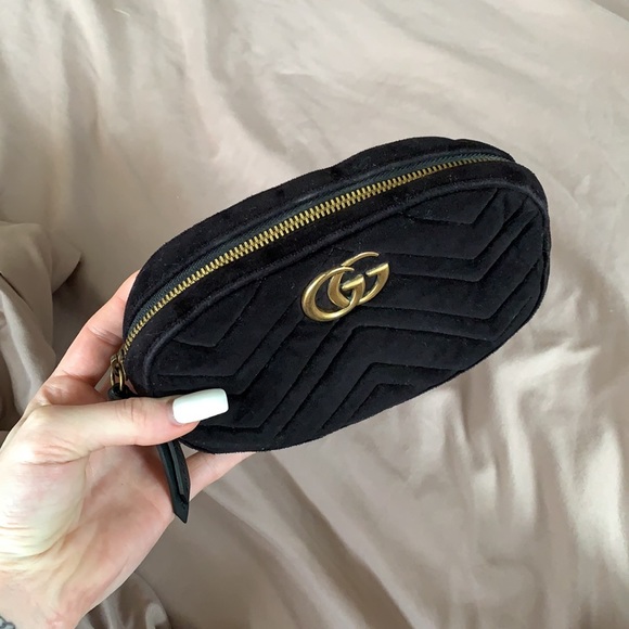 Gucci Velvet Belt Bag - Picture 10 of 11